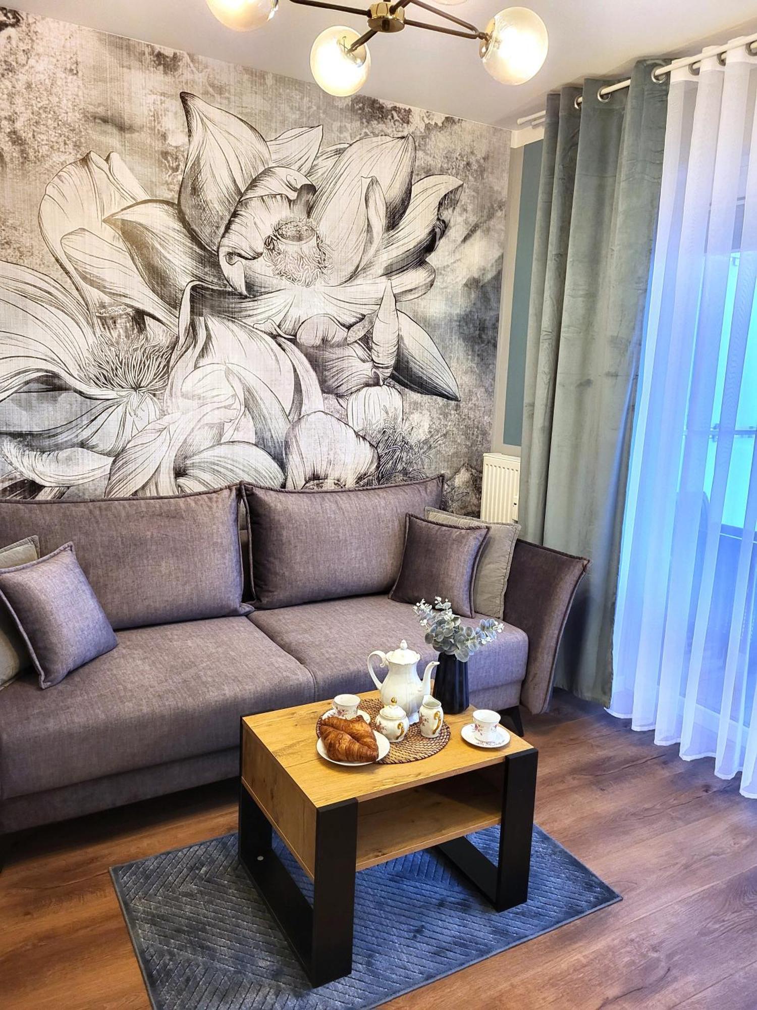 Miodowy Dom Exspanse Apartament 2 Lub 3 Pokoje Z Tarasem I Parkingiem Kołobrzeg Buitenkant foto