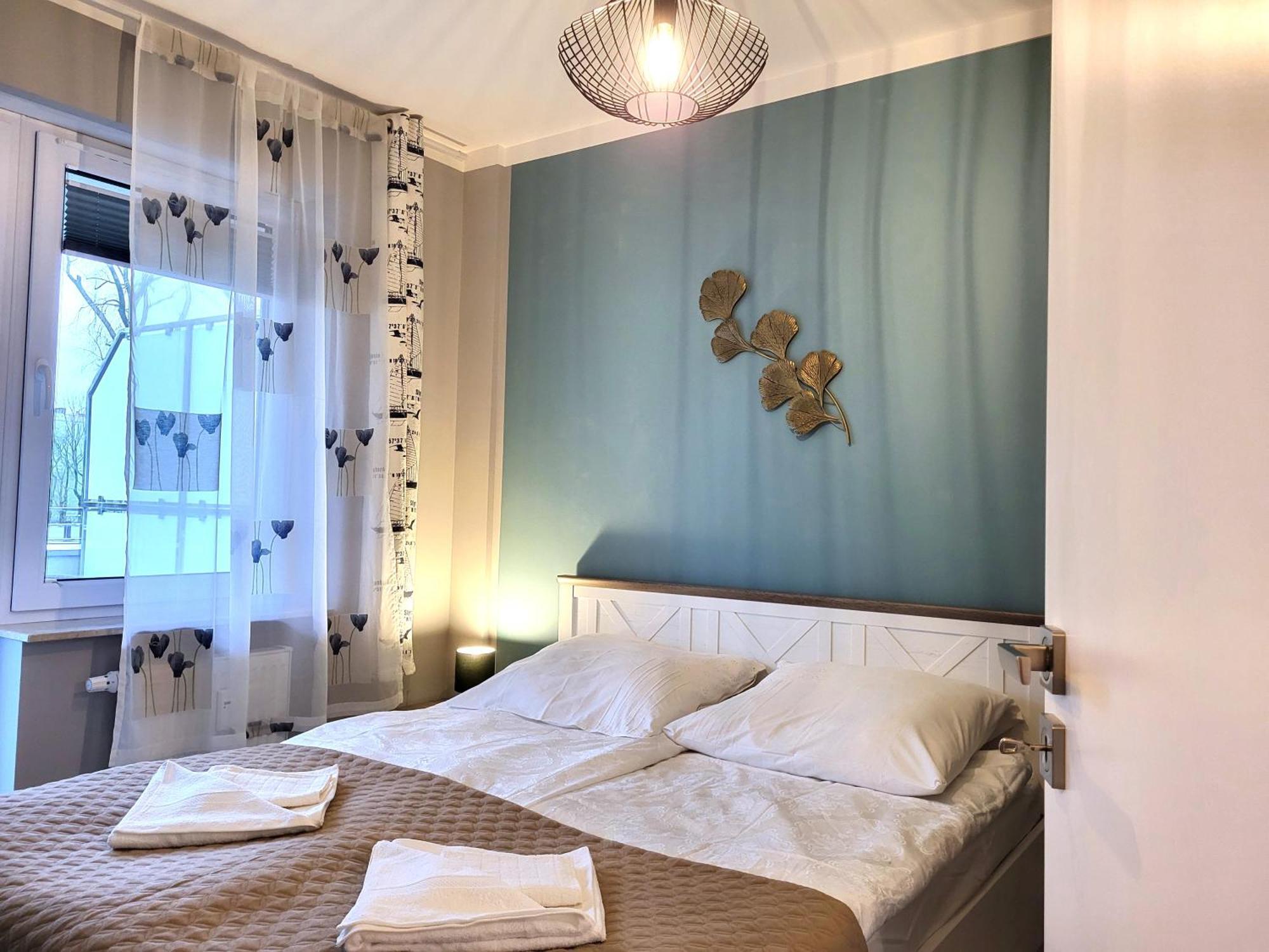 Miodowy Dom Exspanse Apartament 2 Lub 3 Pokoje Z Tarasem I Parkingiem Kołobrzeg Buitenkant foto